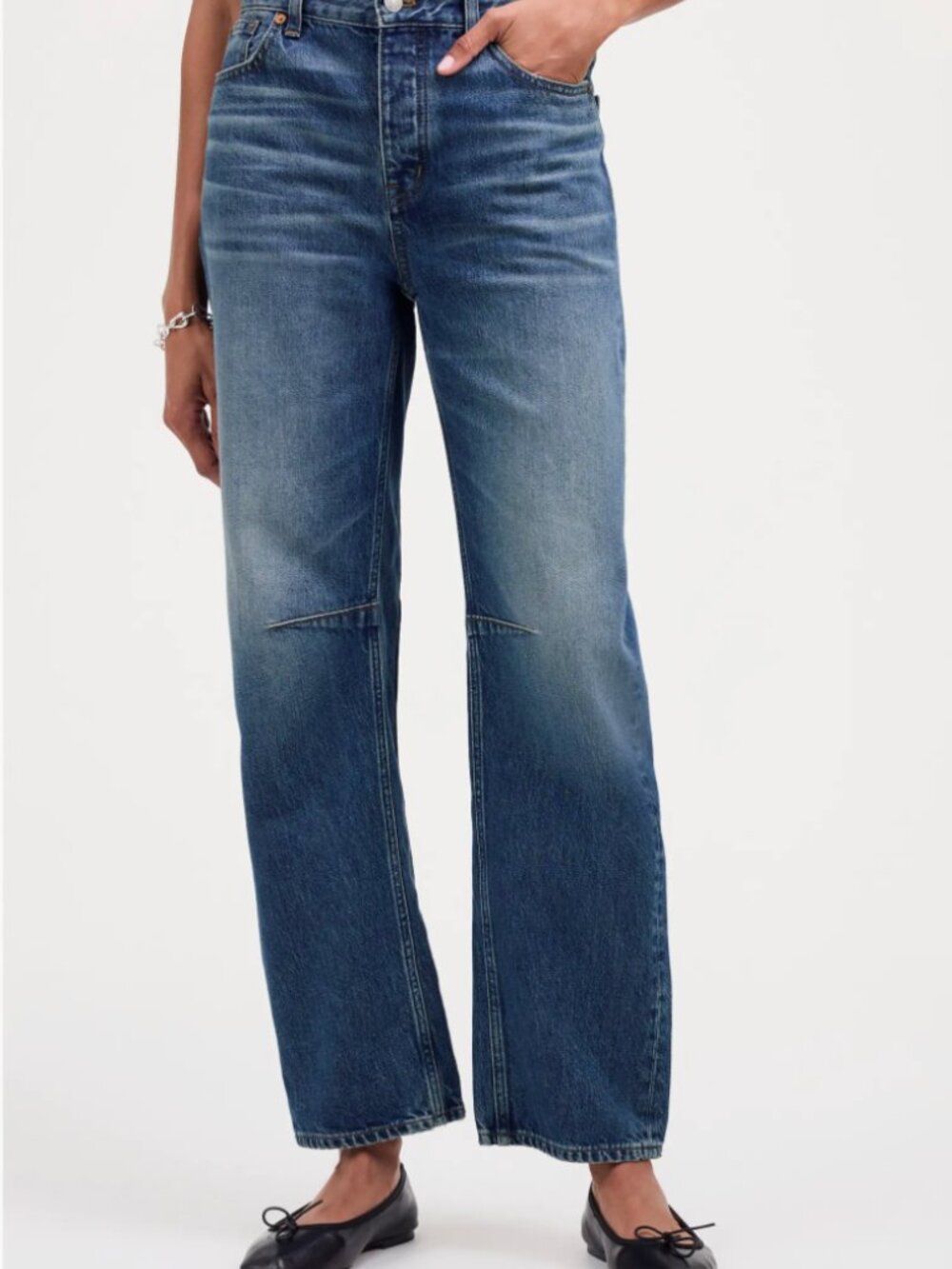 Madewell Darted Barrel Leg Jeans - Size 28